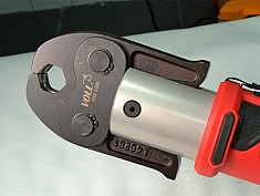 Применение пресс-клещей Voll SV 22